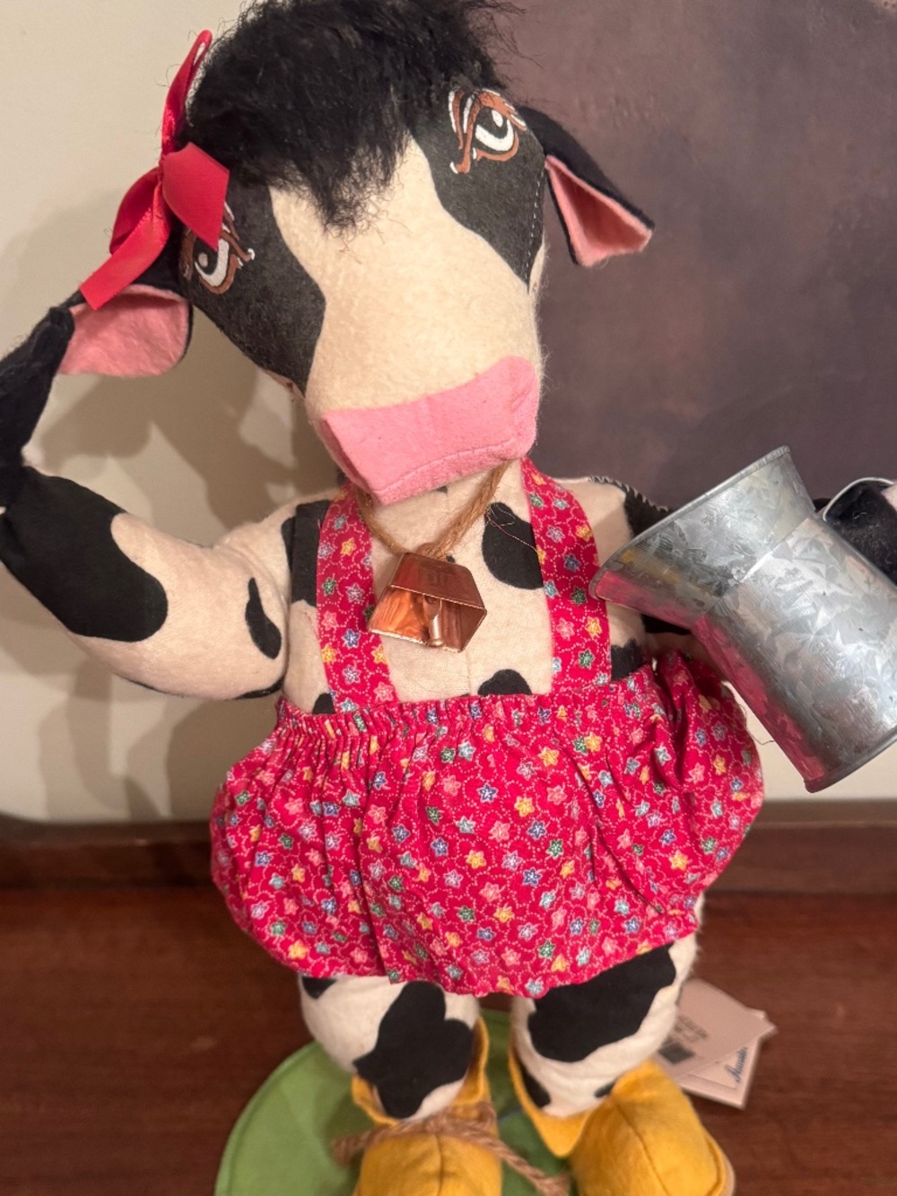 Vintage 1998 Annalee Farmer Cow Doll with Pitcher tag 2850